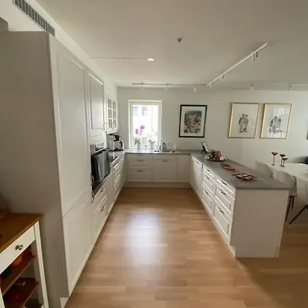 Διαμέρισμα Beautiful Flat Near City Center